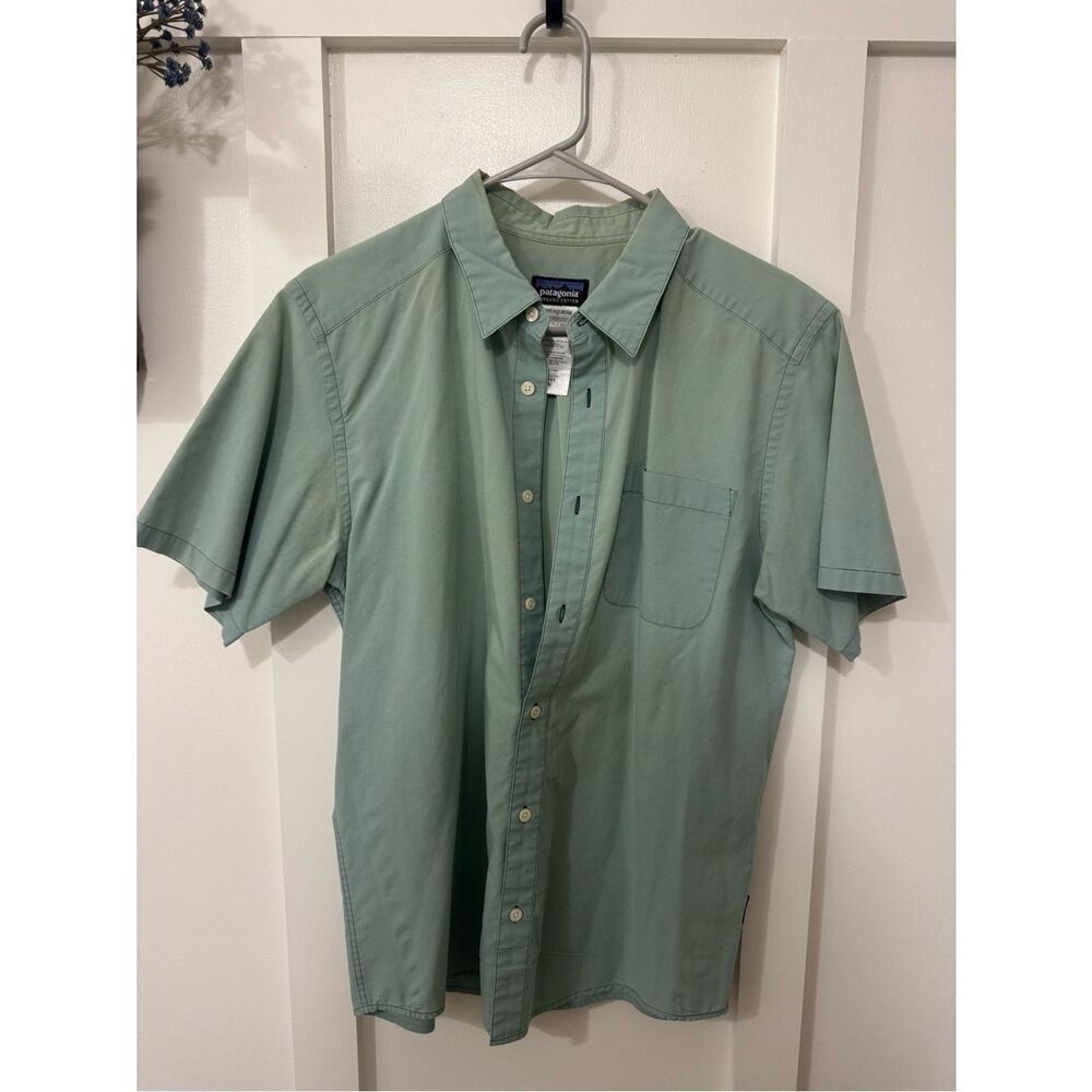 Patagonia Short-Sleeve Casual Button-Down in Sage